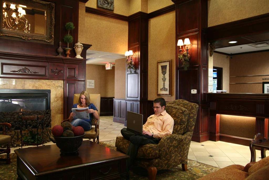 Hampton Inn & Suites Stillwater Interior photo